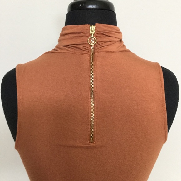 SOLD 💕 Free People Orange Sleeveless Fitted Turtleneck - Picture 6 of 10